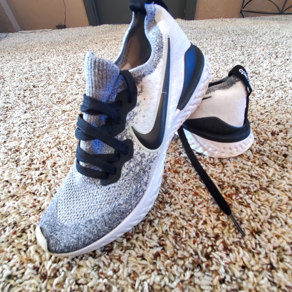 Nike react women shoes